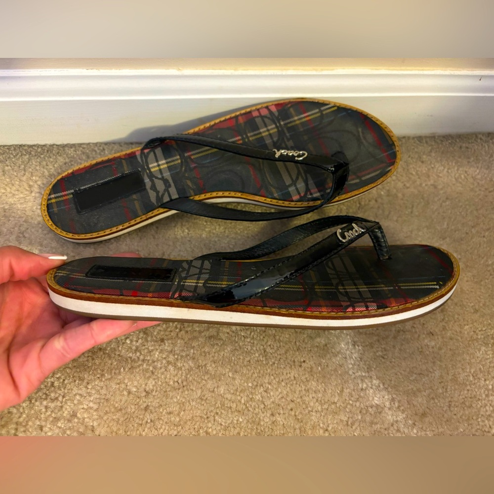 Coach Outlet COACH flip flop sandal